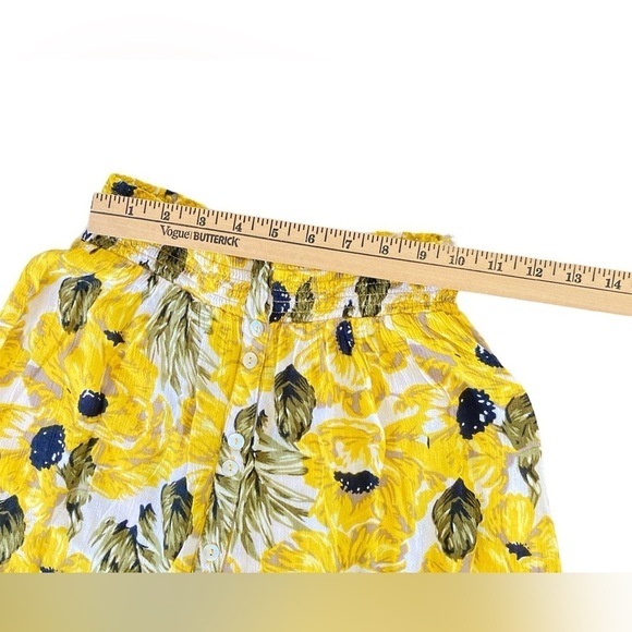 Urban Outfitters Yellow Floral Button-Front
Midi Skirt size XS - Picture 6 of 7